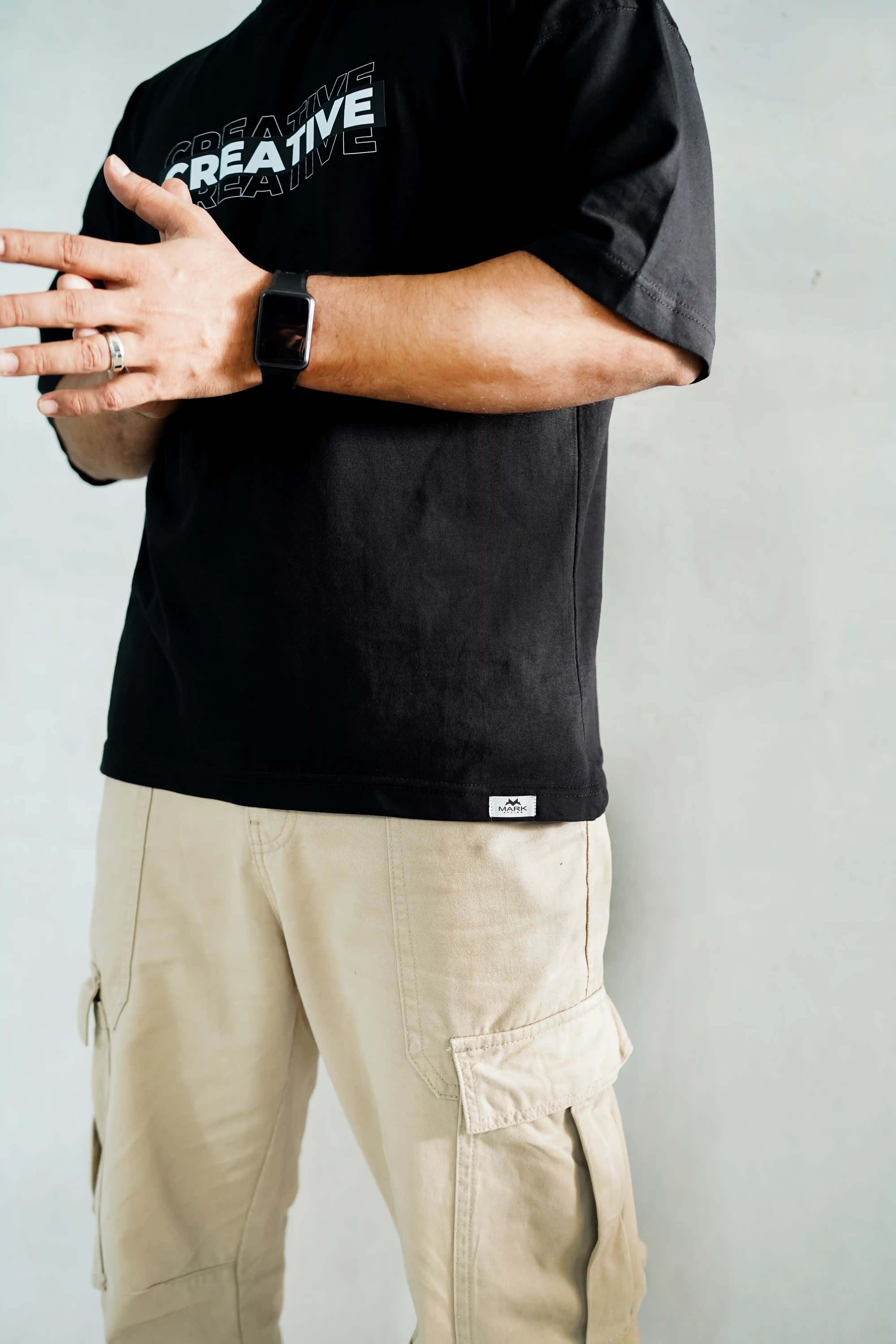CREATIVE - Oversized Tee