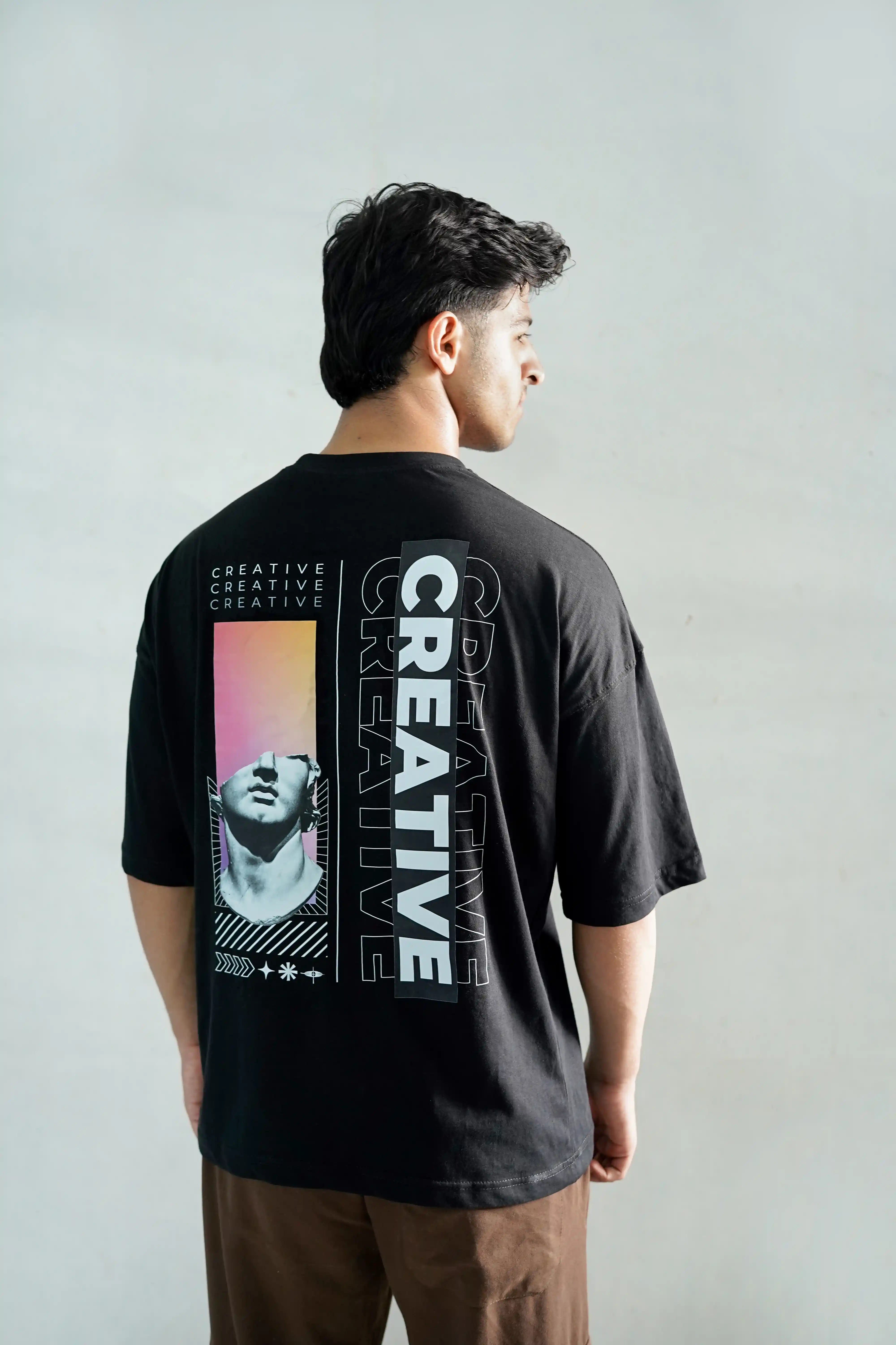 CREATIVE - Oversized Tee
