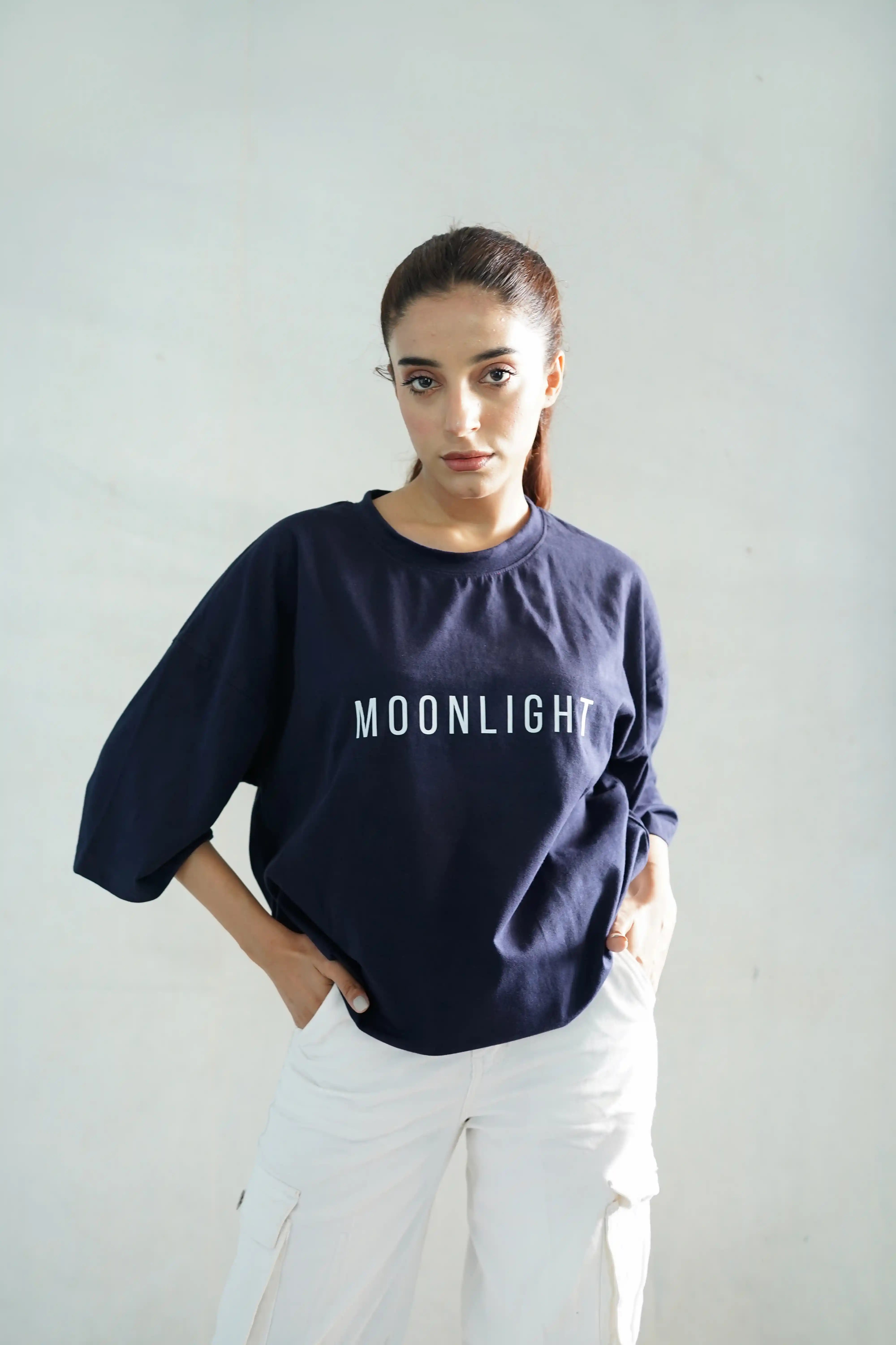 MOONLIGHT – Oversized Tee