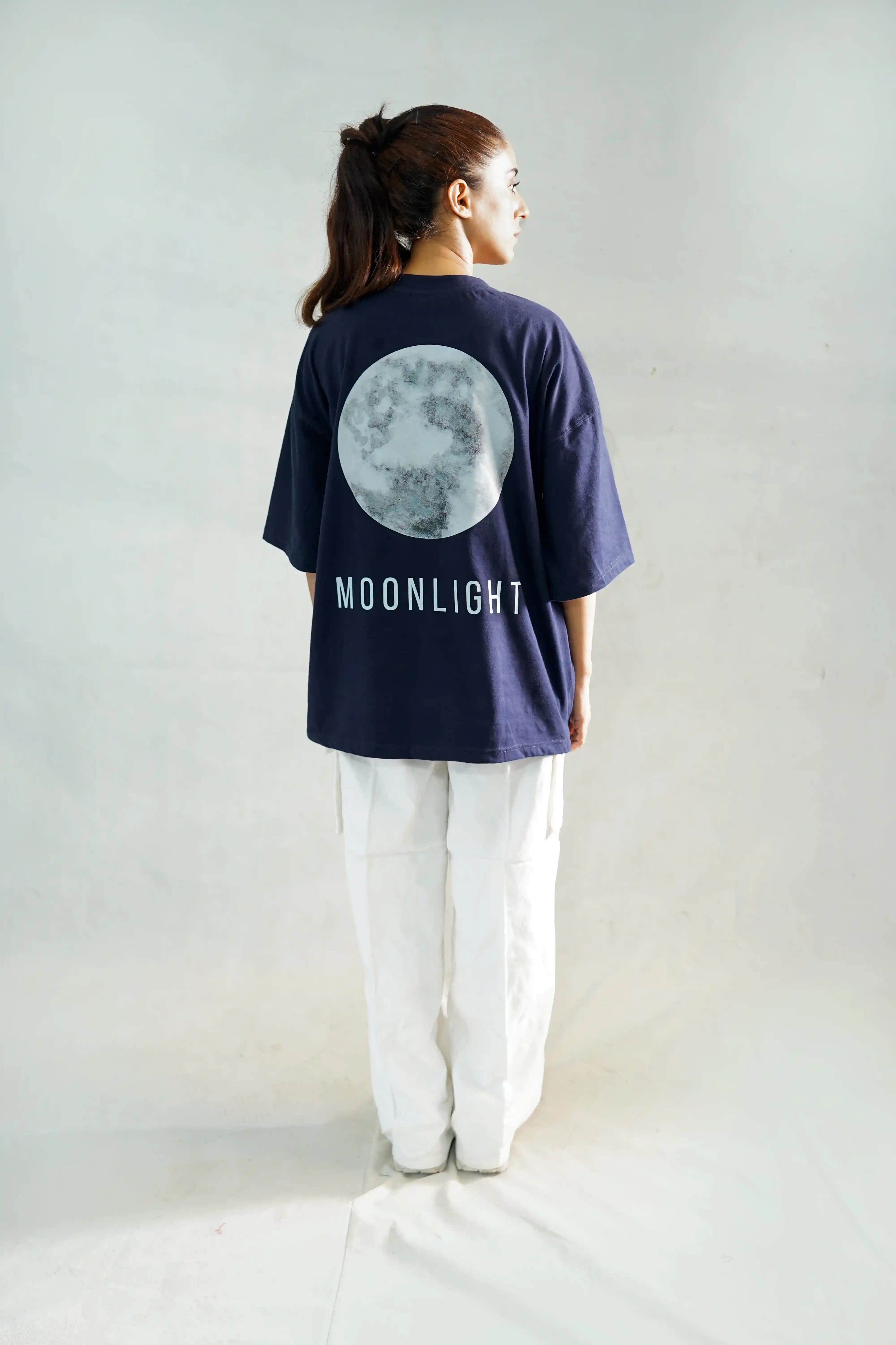 MOONLIGHT – Oversized Tee