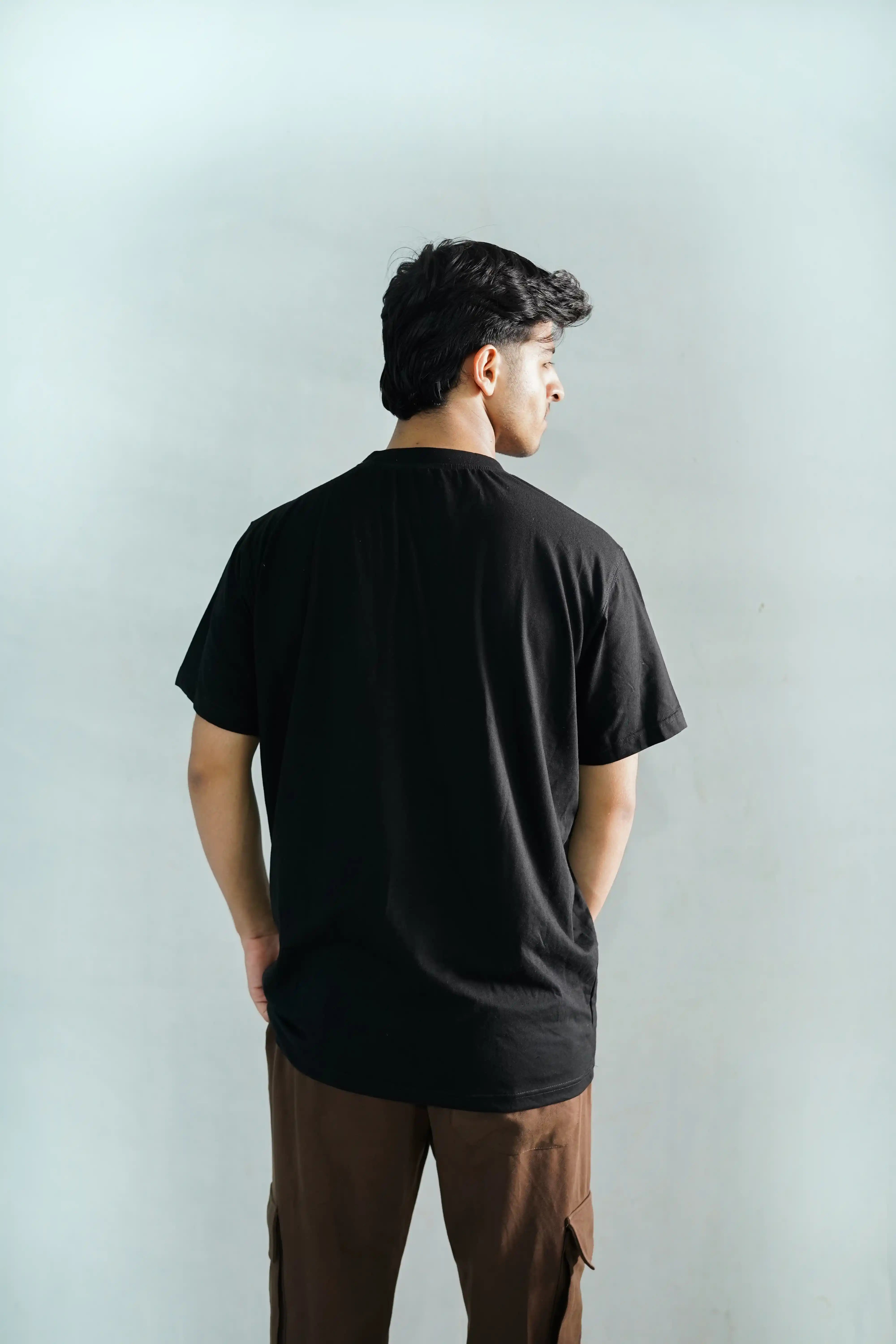 PORTAL SPECTRUM – Regular Fit Graphic Tee