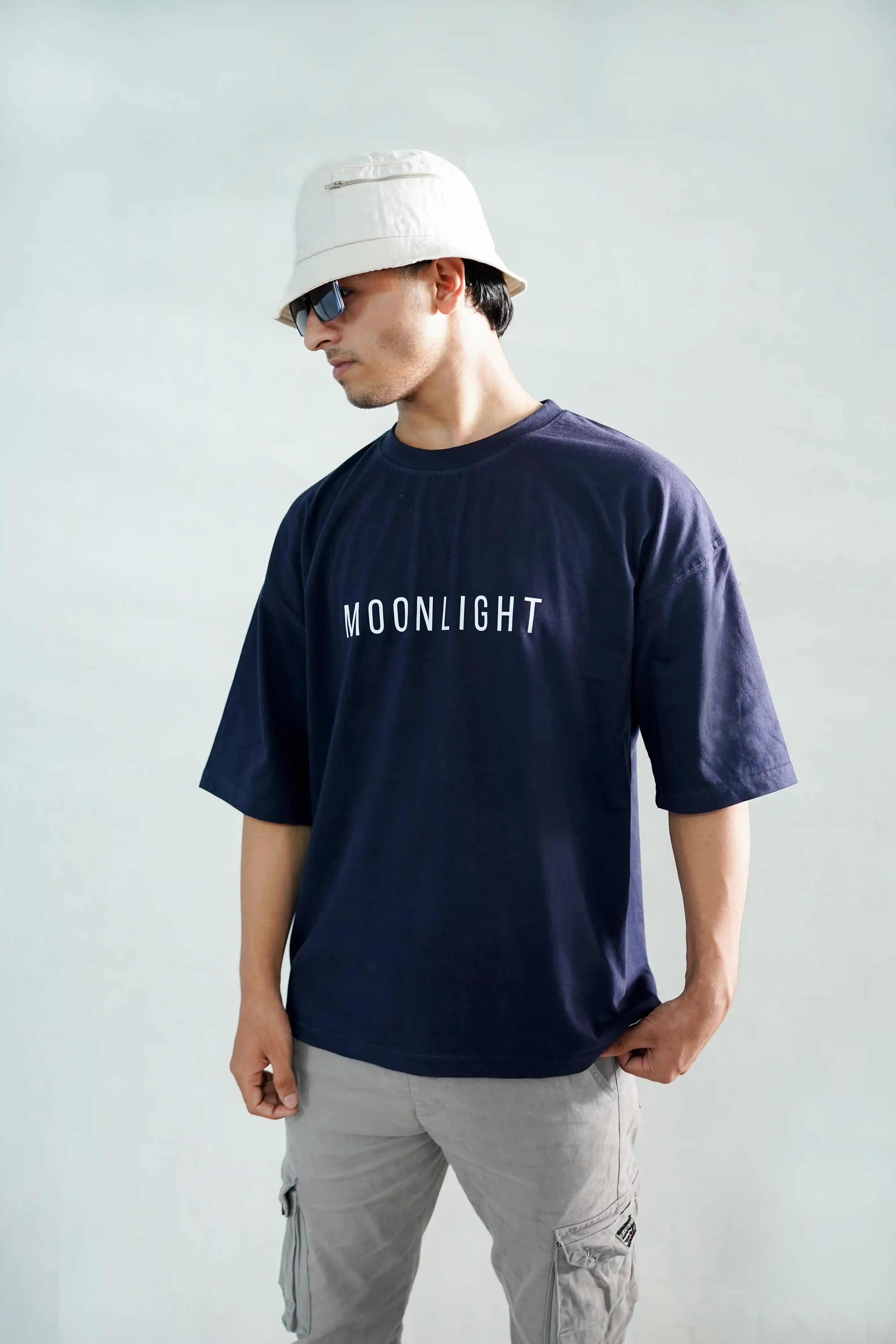 MOONLIGHT – Oversized Tee