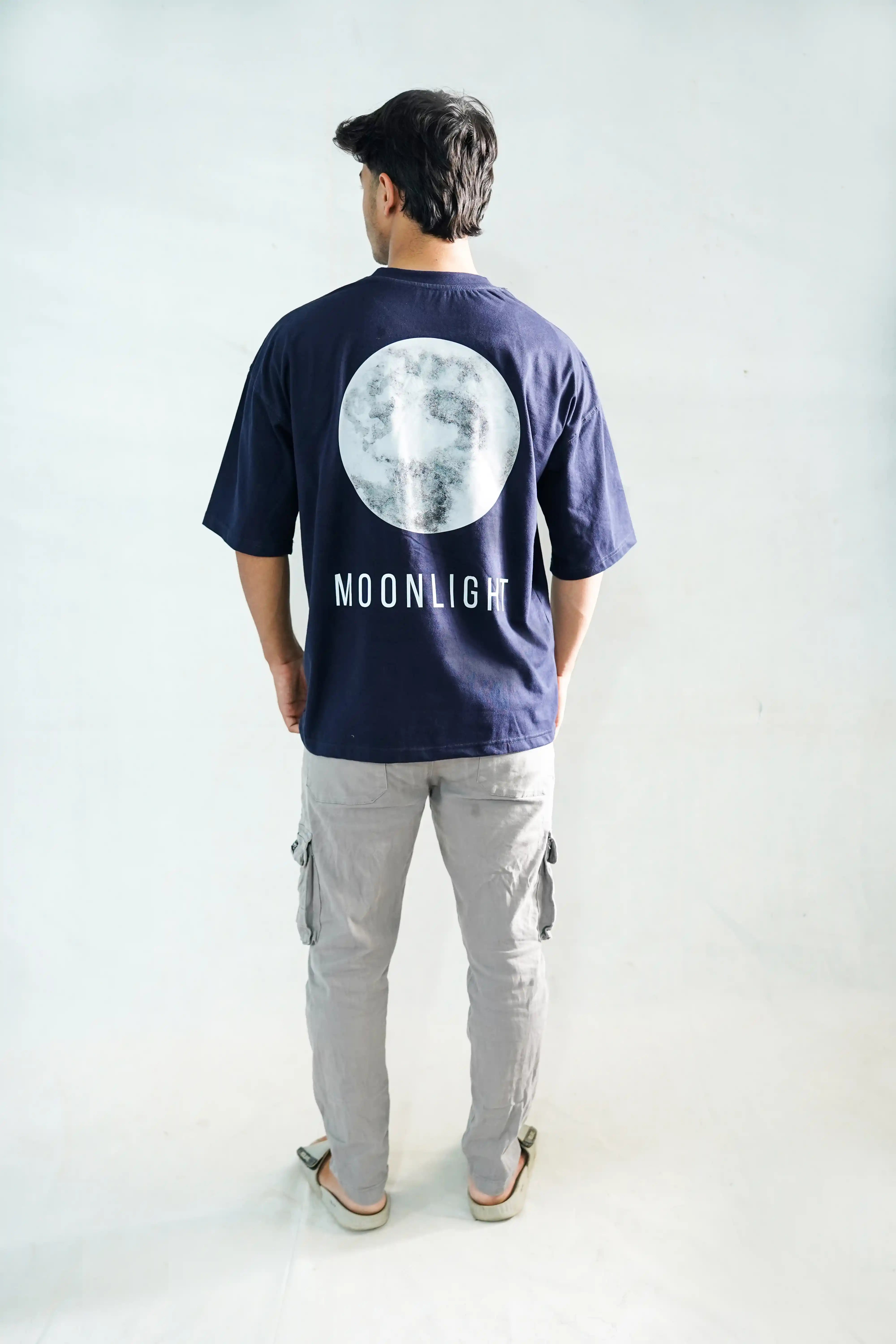 MOONLIGHT – Oversized Tee